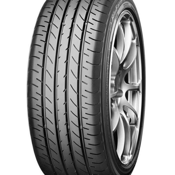 205/60R16 YOKOHAMA BluEarth-GT AE51 96 W XL