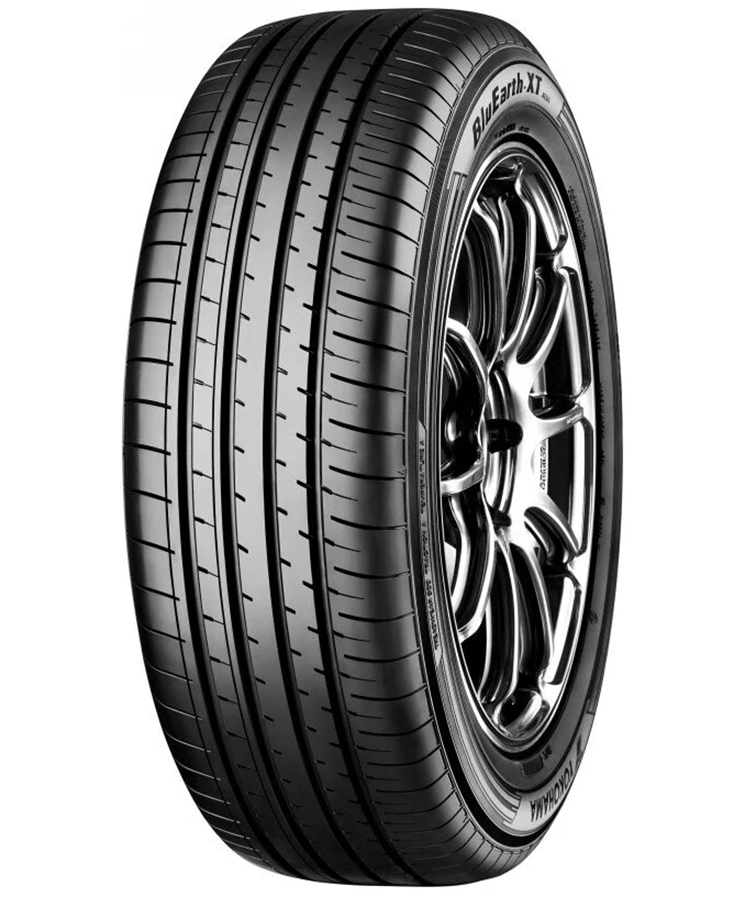 215/60R17 YOKOHAMA BluEarth-XT AE61 96 V