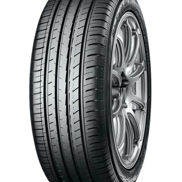 225/45R18 YOKOHAMA BluEarth-GT AE51H 91 V
